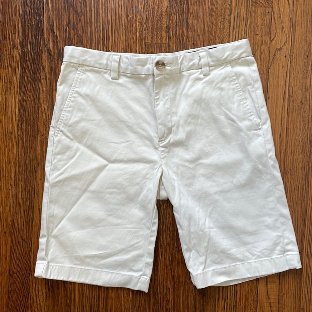 Boys Vineyard Vines Khaki Shorts sz 12
